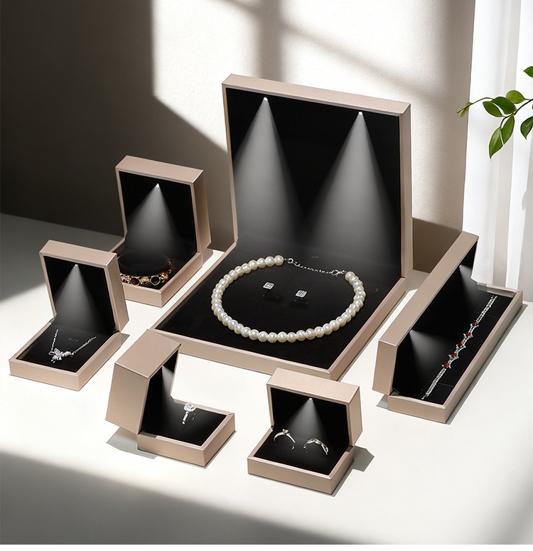 LED Lighted Brushed PU Leather Jewellery Box — Ring, Pendant, Bangle, Bracelet & Set Cases — specifications and construction detail