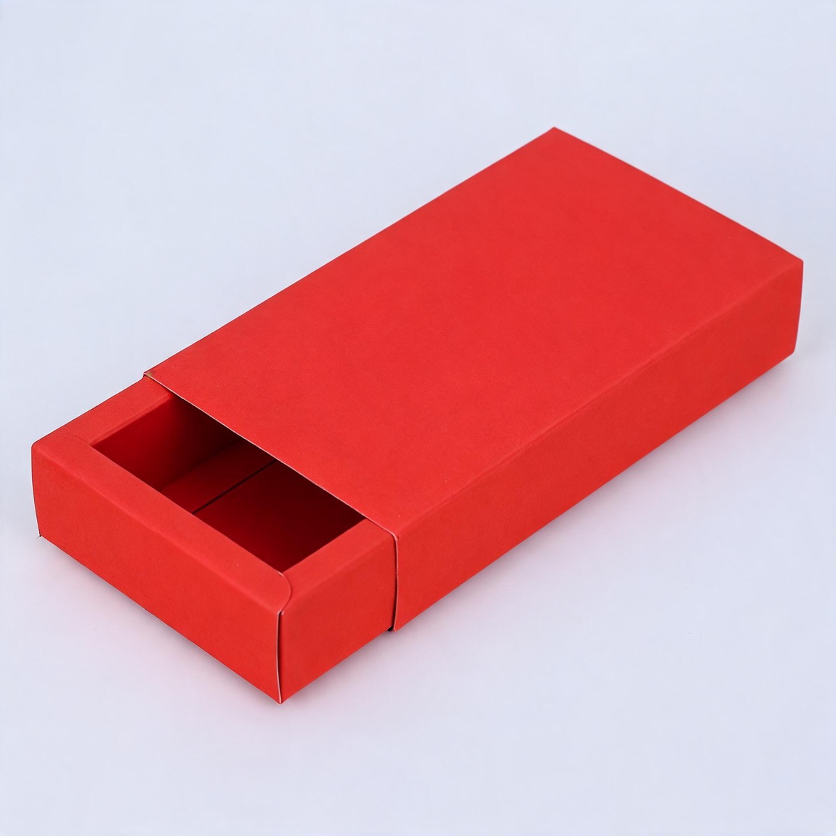 Red Card Style / 15 x 8 x 4cm, Red Card Style / 6.5 x 6.5 x 3cm, Red Card Style / 24.5 x 14 x 8.5cm
