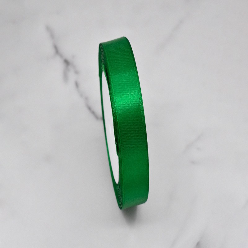#1019 Grass Green